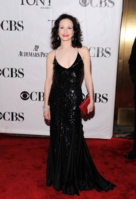 Фото - Биби Ньювирт: 273x400 / 23 Кб