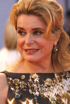 Фото - Катрин Денев: 269x400 / 29 Кб