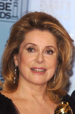 Фото - Катрин Денев: 265x400 / 26 Кб