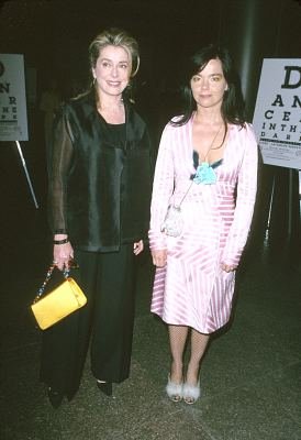 Фото - Катрин Денев: 274x400 / 22 Кб