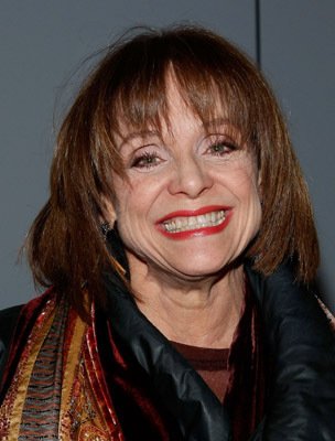 Фото - Валери Харпер: 304x400 / 25 Кб