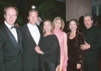 Фото - Валери Харпер: 400x279 / 21 Кб