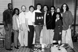 Фото - Smokey Robinson: 268x180 / 17 Кб