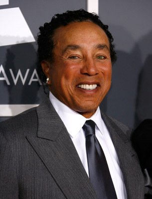 Фото - Smokey Robinson: 305x400 / 22 Кб