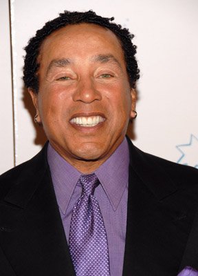 Фото - Smokey Robinson: 288x400 / 21 Кб