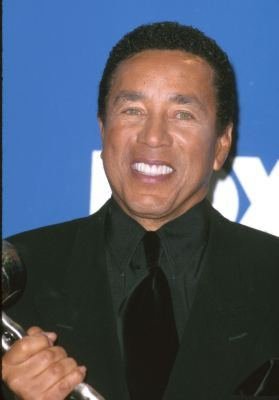 Фото - Smokey Robinson: 279x400 / 14 Кб