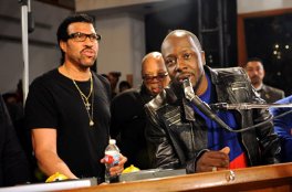 Фото - Лайонел Ричи: 264x174 / 15 Кб