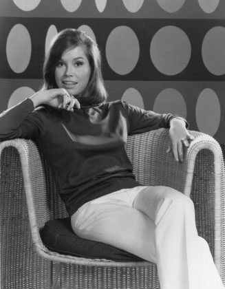 Фото - Мэри Тайлер Мур: 327x420 / 27 Кб