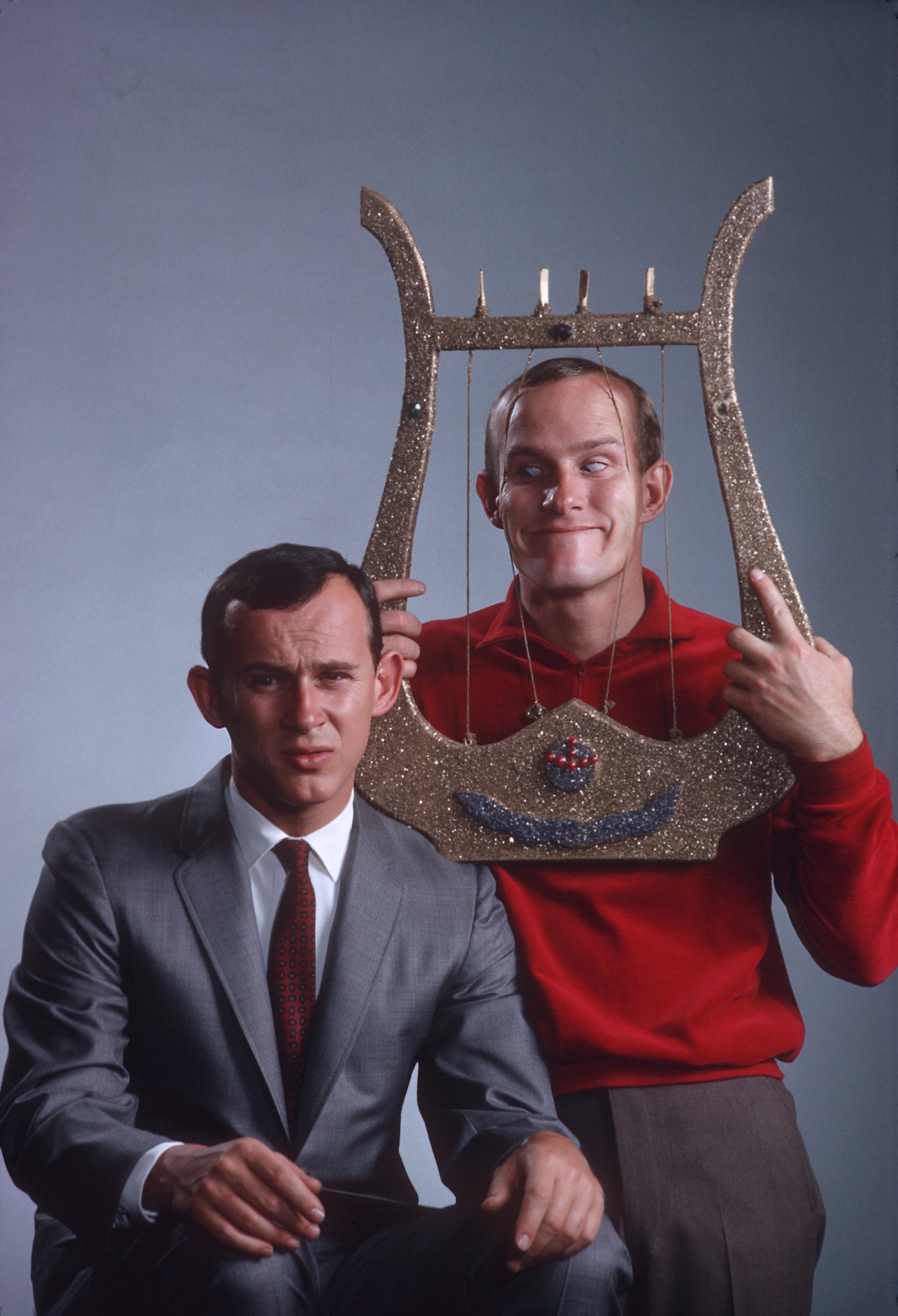 Фото - Том Смотерз: 1398x2048 / 316 Кб