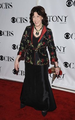 Фото - Лили Томлин: 252x400 / 23 Кб