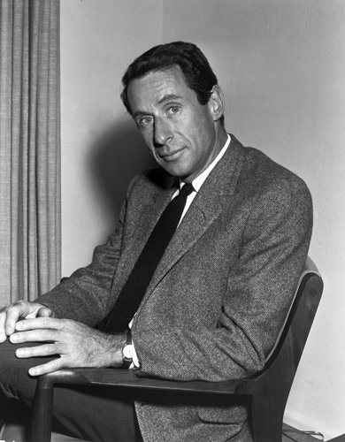 Фото - Артур Пенн: 390x500 / 43 Кб