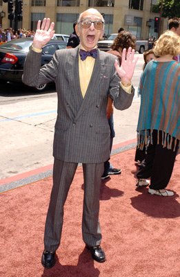 Фото - Дэвид Келли: 261x400 / 33 Кб