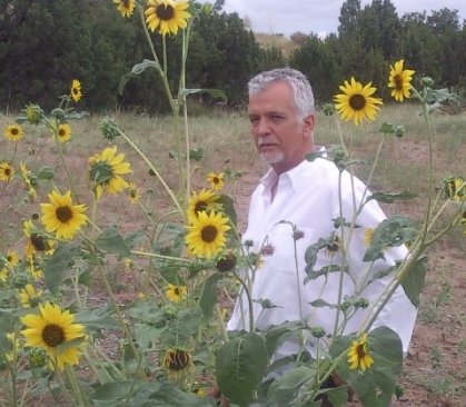 Фото - Daniel D. Halleck: 419x366 / 44 Кб