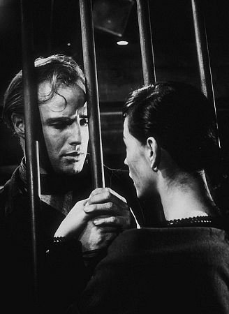 Фото - Пина Пеллисер: 328x450 / 25 Кб