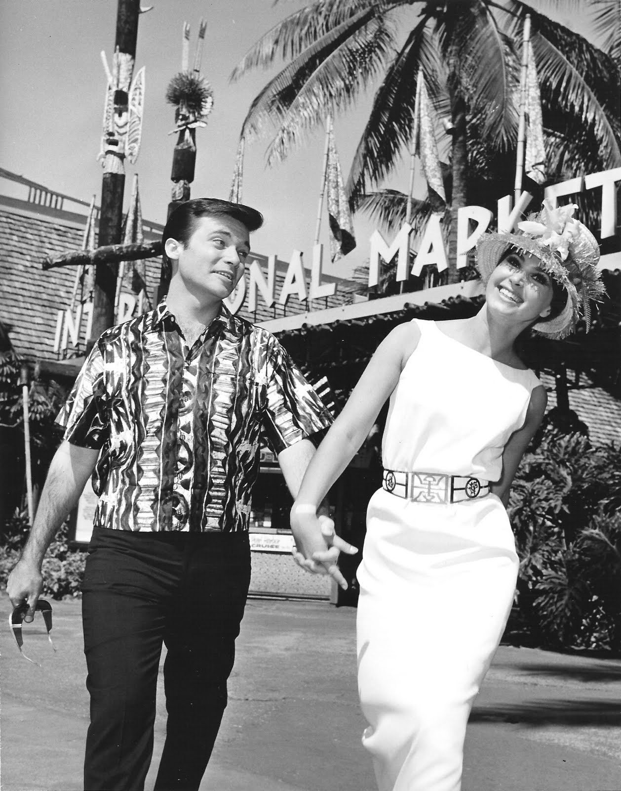 Фото - Донна Лорен: 1258x1600 / 364 Кб