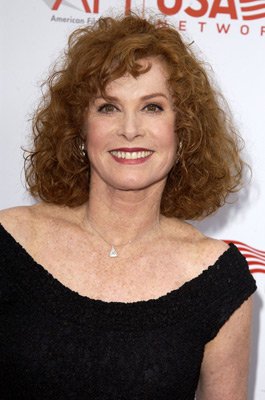 Фото - Стефани Пауэрс: 265x400 / 25 Кб