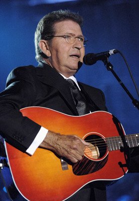 Фото - Мэк Дэвис: 277x400 / 26 Кб