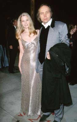 Фото - Дуайт Йоакам: 252x400 / 19 Кб