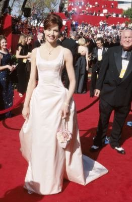 Фото - Джина Дэвис: 262x400 / 26 Кб