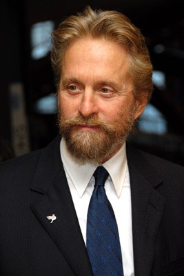 Фото - Майкл Дуглас: 267x400 / 19 Кб