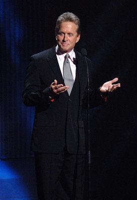 Фото - Майкл Дуглас: 275x400 / 13 Кб