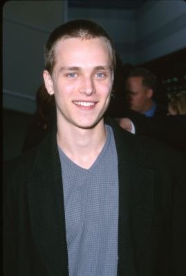 Фото - Джонатан Джексон: 269x400 / 13 Кб