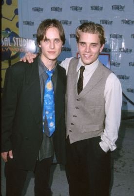 Фото - Джонатан Джексон: 275x400 / 20 Кб