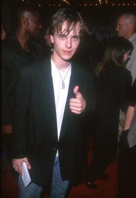 Фото - Джонатан Джексон: 276x400 / 14 Кб