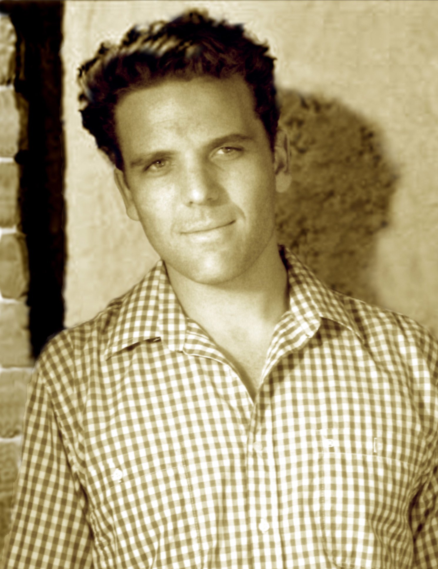 Фото - Райан Хони: 1490x1937 / 344 Кб