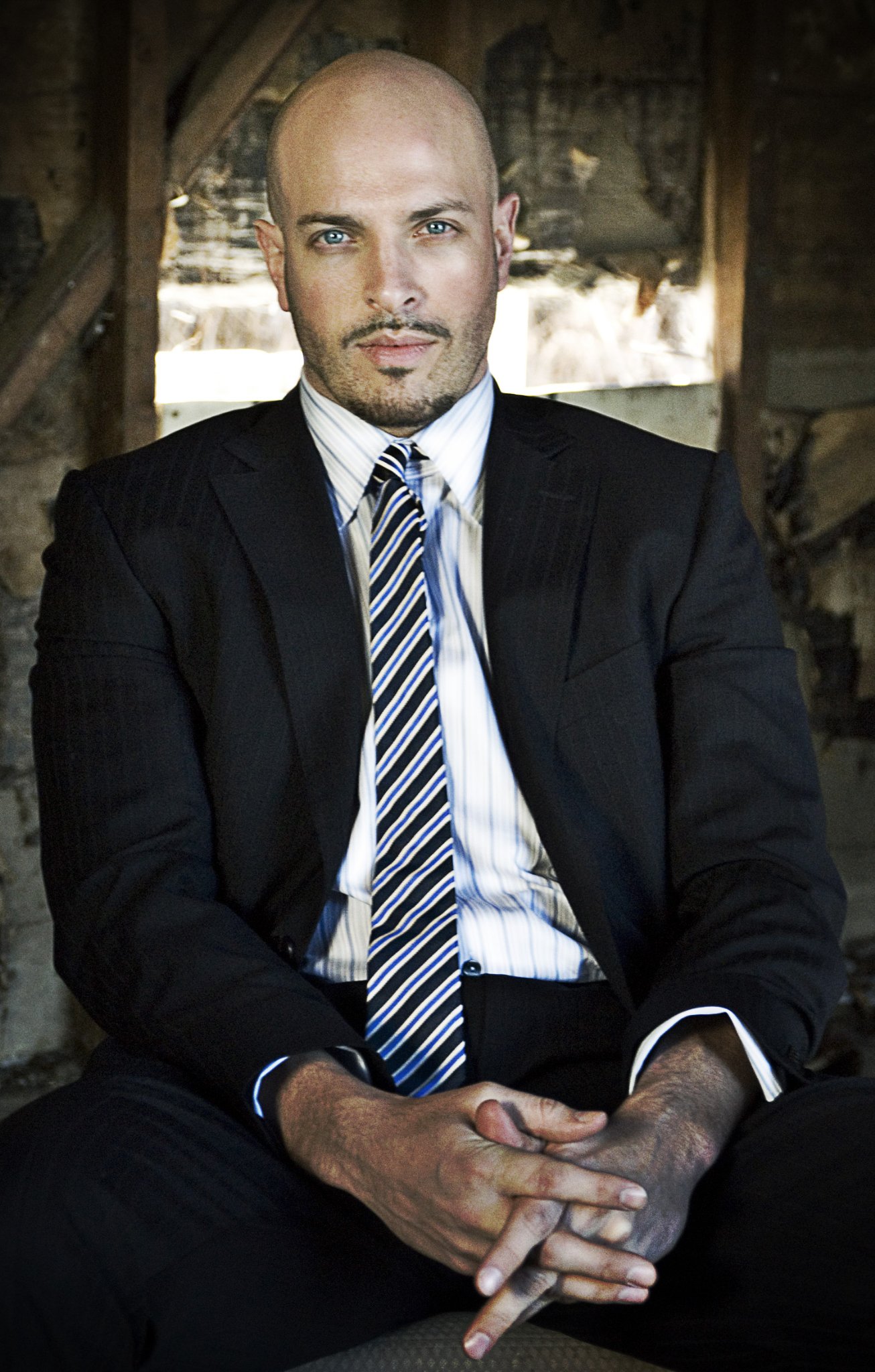 Фото - Graham Shiels: 1306x2048 / 431 Кб