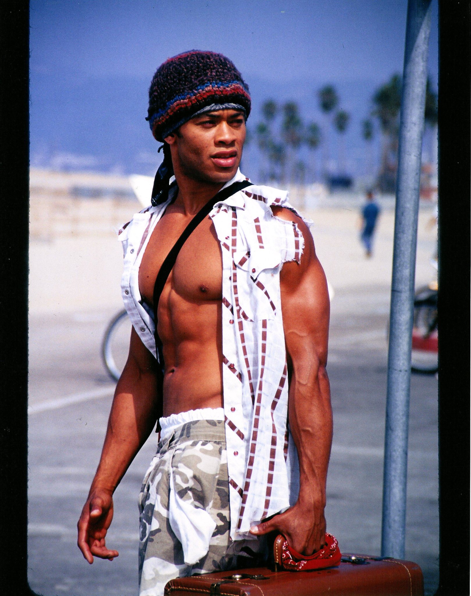 Фото - Кико Эллсворт: 1620x2048 / 676 Кб