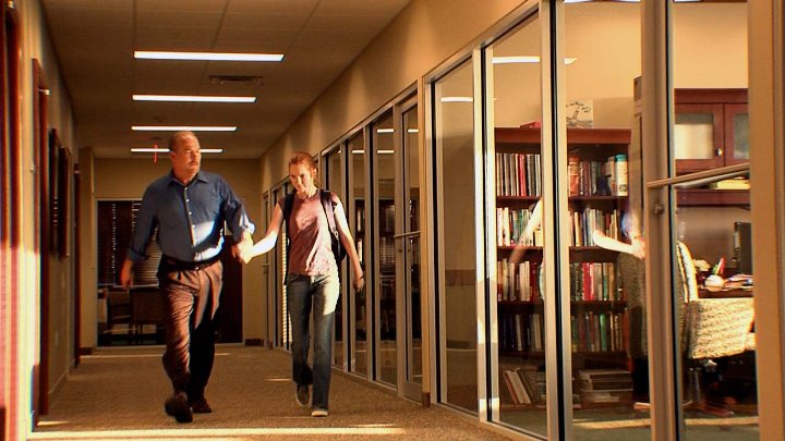 Фото - Дэрби Стэнчфилд: 720x405 / 70 Кб