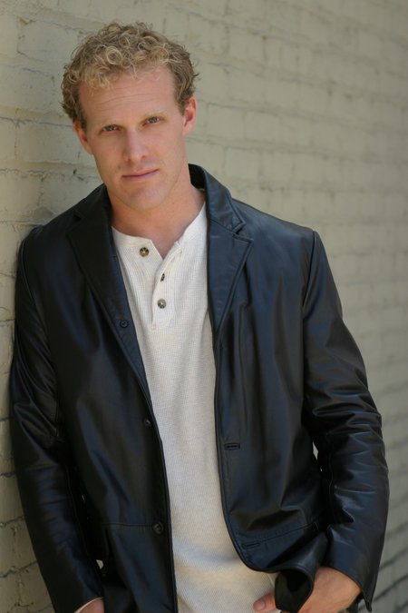 Фото - Майкл Дьюсенберг: 450x675 / 41 Кб