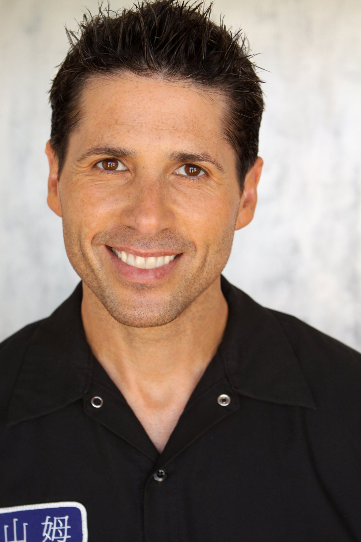 Фото - Freddy Hernandez: 1250x1875 / 208 Кб