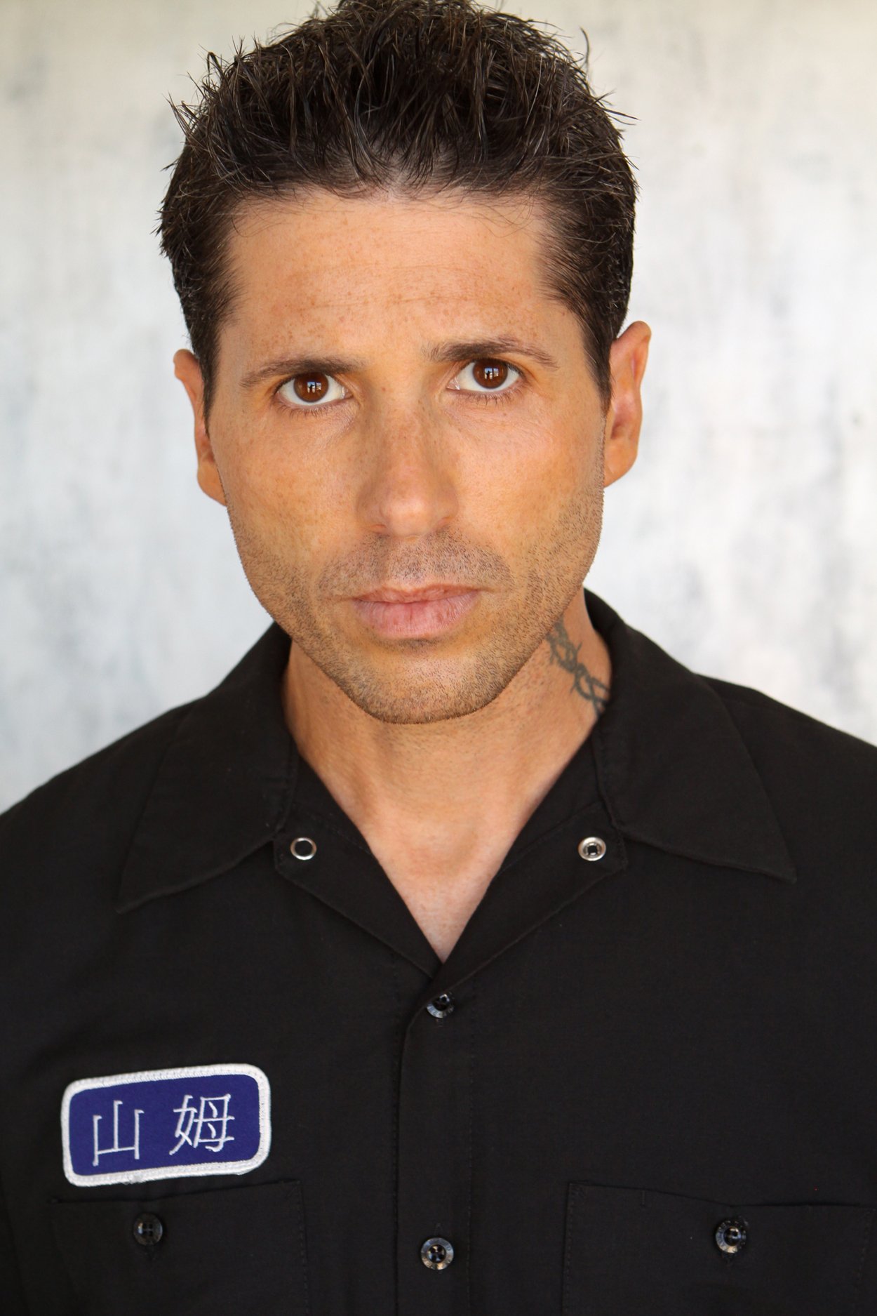 Фото - Freddy Hernandez: 1250x1875 / 227 Кб