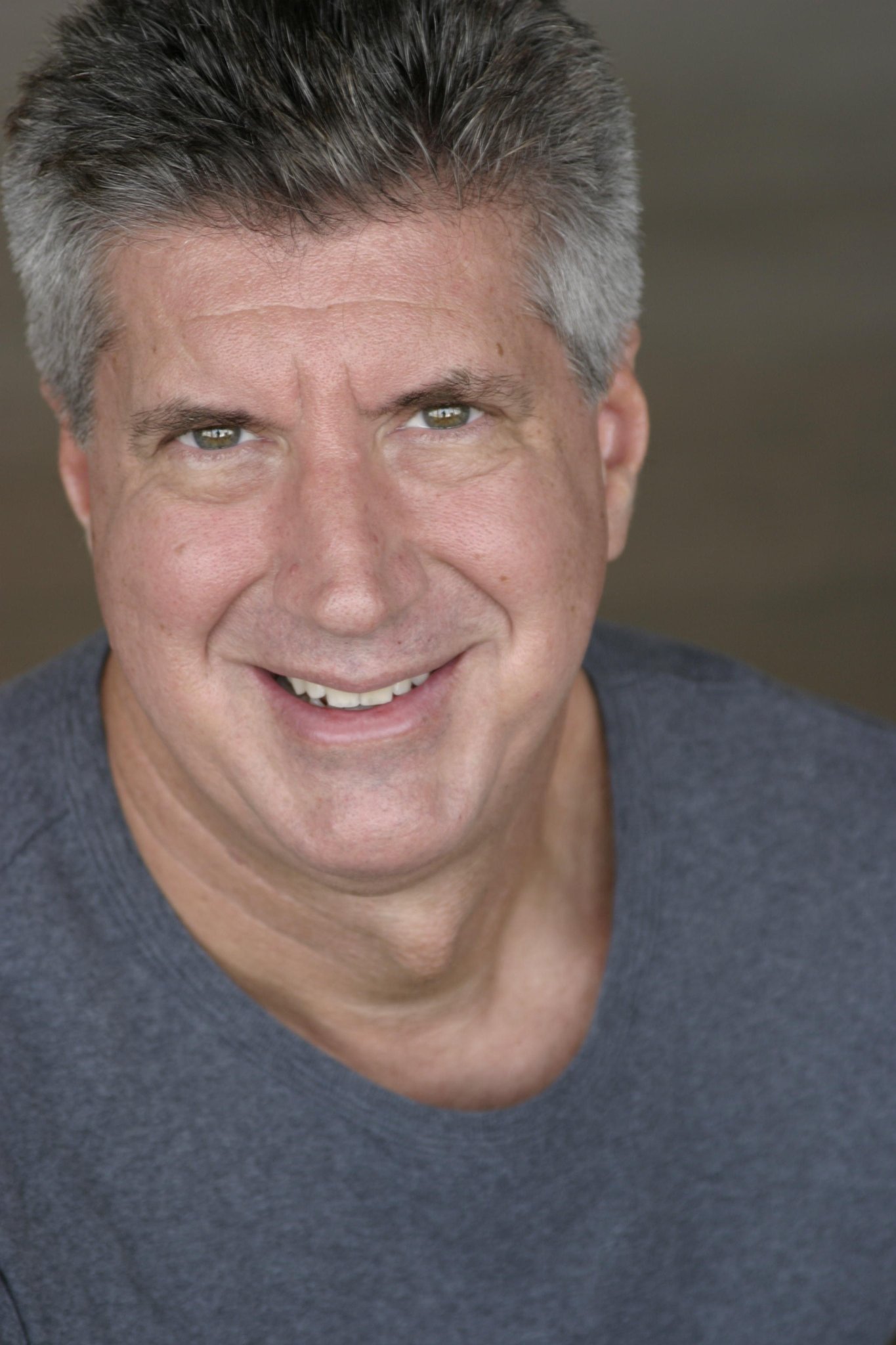 Фото - George Meyers: 1365x2048 / 249 Кб