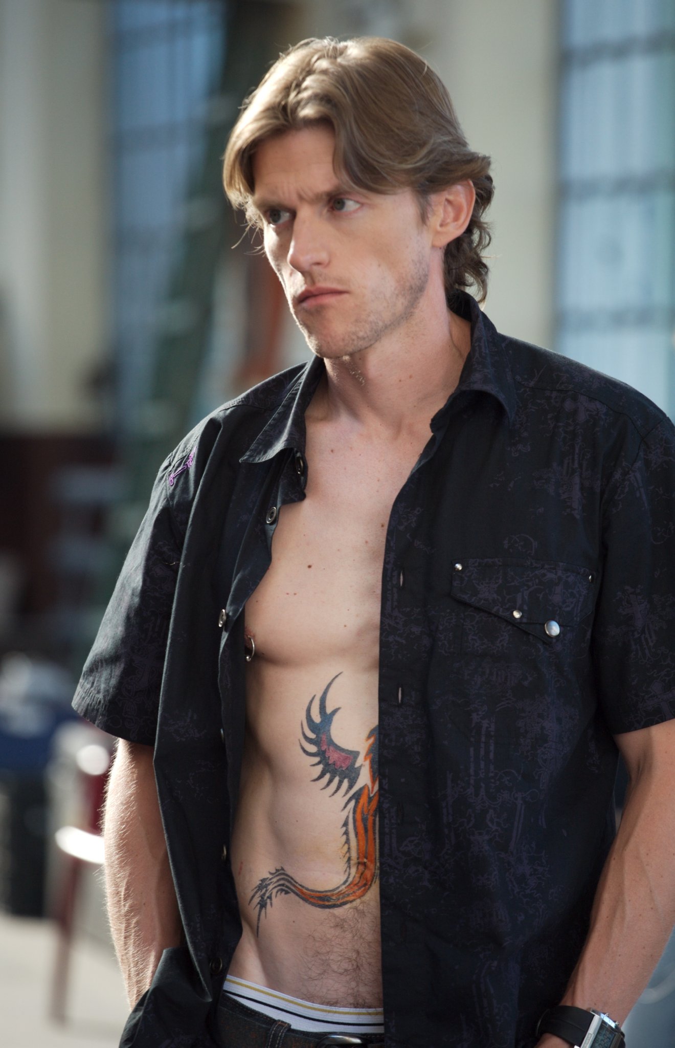 Фото - Gideon Emery: 1320x2048 / 275 Кб