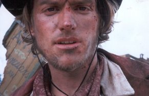 Фото - Gideon Emery: 291x188 / 13 Кб