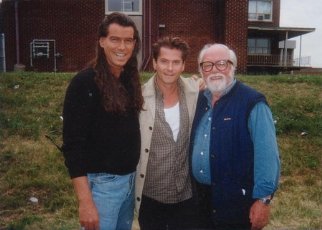 Фото - Чарльз Эдвин Пауэлл: 322x230 / 19 Кб