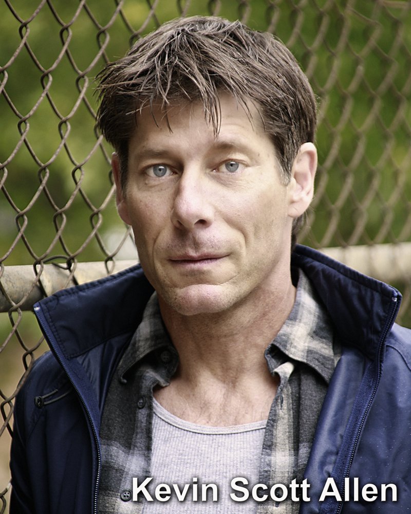 Фото - Kevin Scott Allen: 800x1000 / 157 Кб