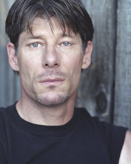 Фото - Kevin Scott Allen: 450x563 / 40 Кб