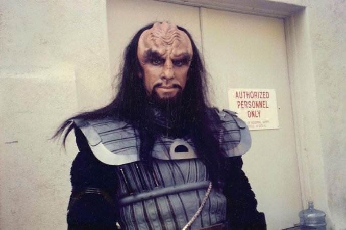 Фото - Джозеф Майкл Рот: 678x451 / 48 Кб