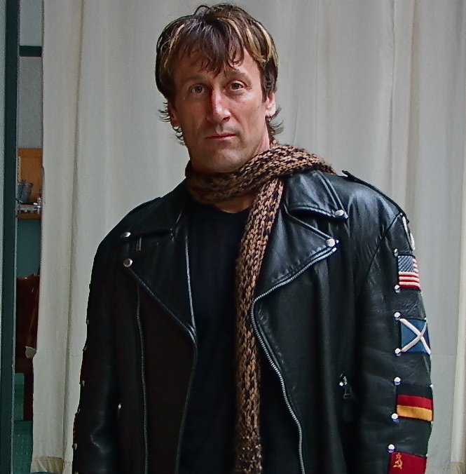 Фото - Трой Кристиан: 665x676 / 76 Кб