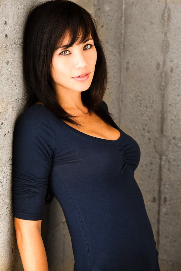 Фото - Vanessa Viola: 600x900 / 85 Кб