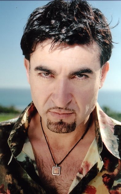 Фото - Miguel Mas: 394x630 / 54 Кб