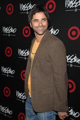 Фото - Джон Стамос: 266x400 / 25 Кб