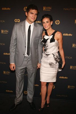 Фото - Деми Мур: 267x400 / 21 Кб