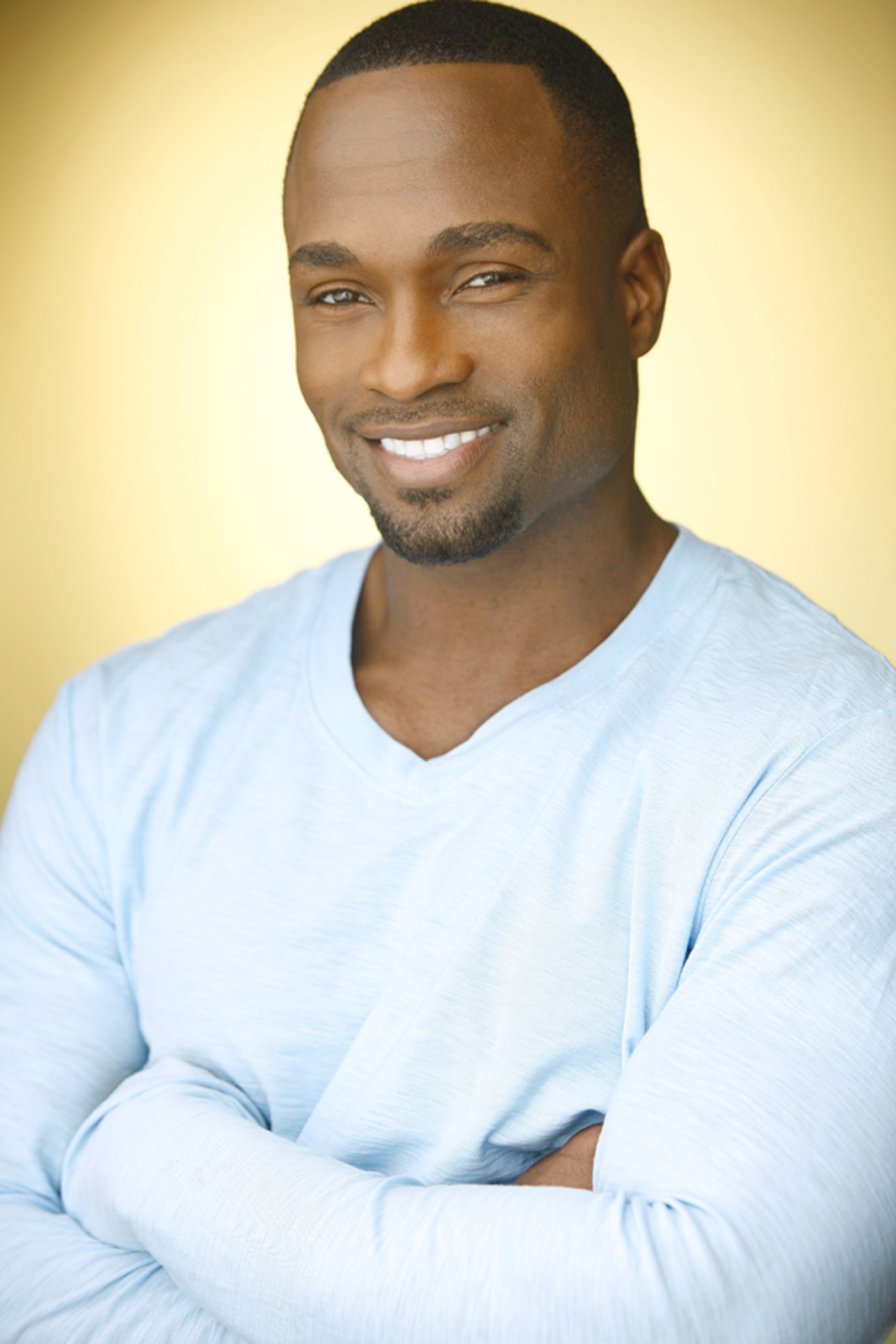 Фото - Майкл Шеннон Дженкинс: 1366x2048 / 200 Кб