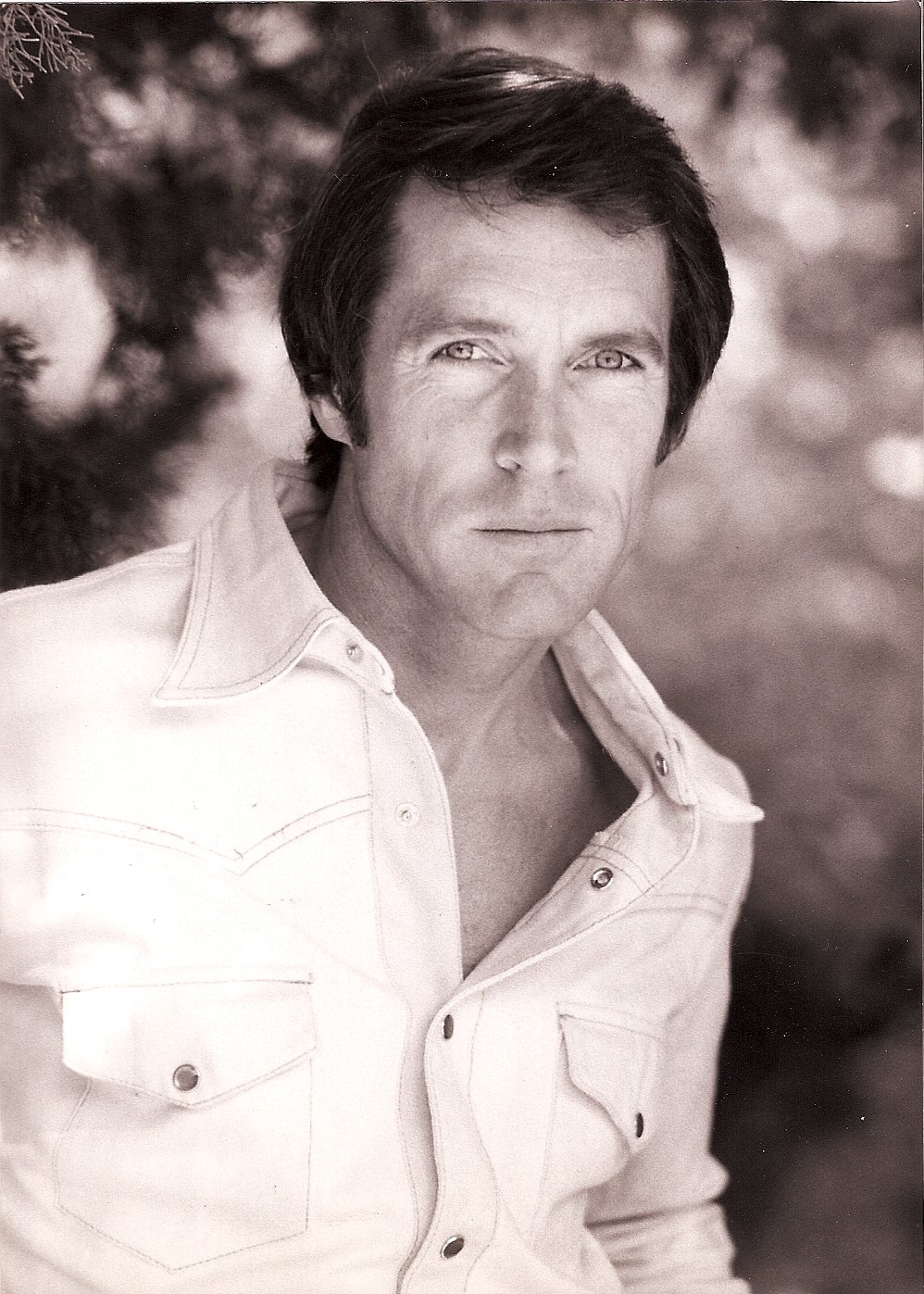 Фото - Daniel Keough: 998x1397 / 295 Кб