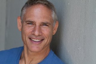 Фото - Расселл Тодд: 320x214 / 12 Кб